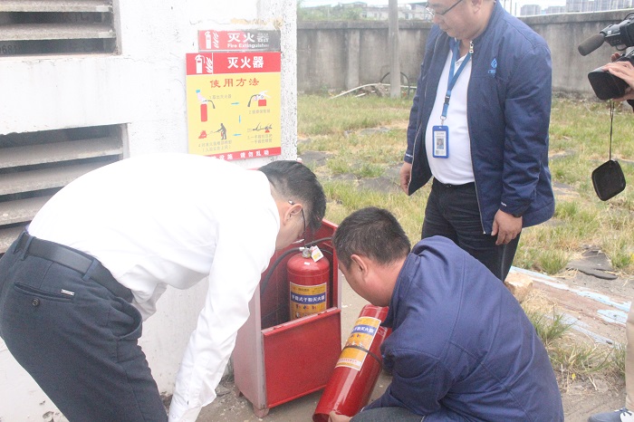 F:\yf\官網oa推文及圖片 F:\yf\官網oa推文及圖片