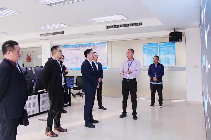 F:\yf\曠遠人官網oa推文及圖片4\3月40319浦發銀行\3.19浦發曠遠\003.jpg F:\yf\曠遠人官網oa推文及圖片4\3月40319浦發銀行\3.19浦發曠遠\003.jpg